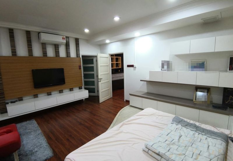 Canal Gardens, Kota Kemuning