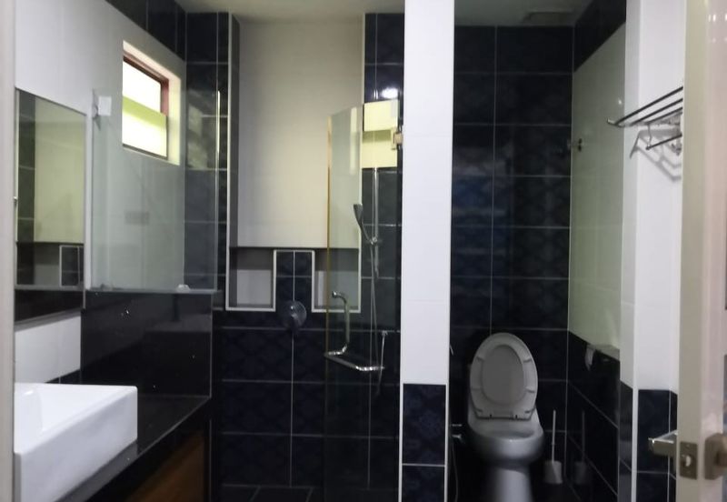 Canal Gardens, Kota Kemuning