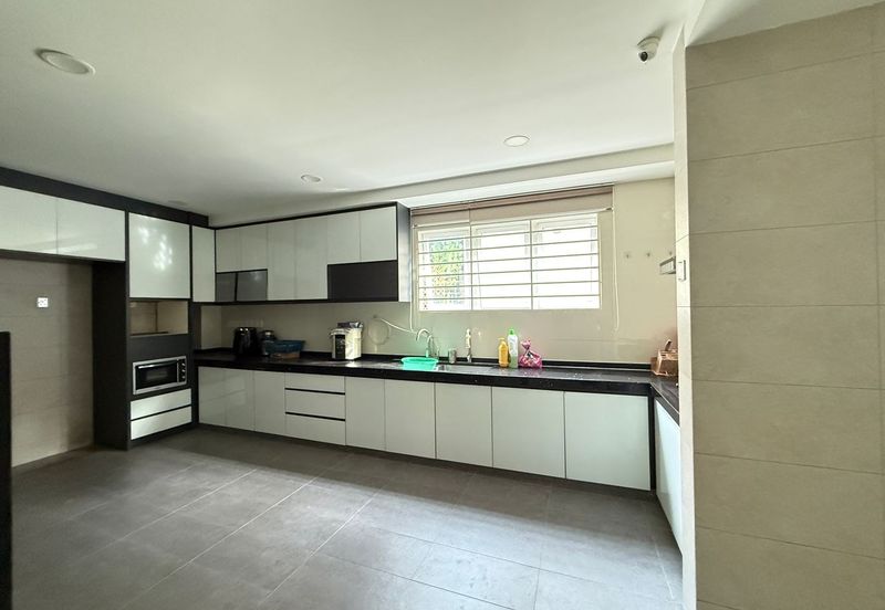 2 storey nlot renovated  kota kemuning 