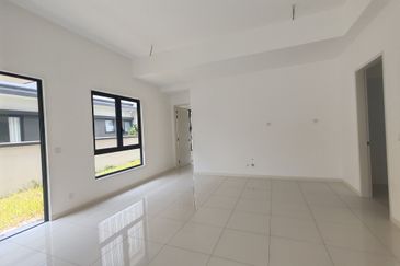 Freesia Residences @ Tropicana Aman