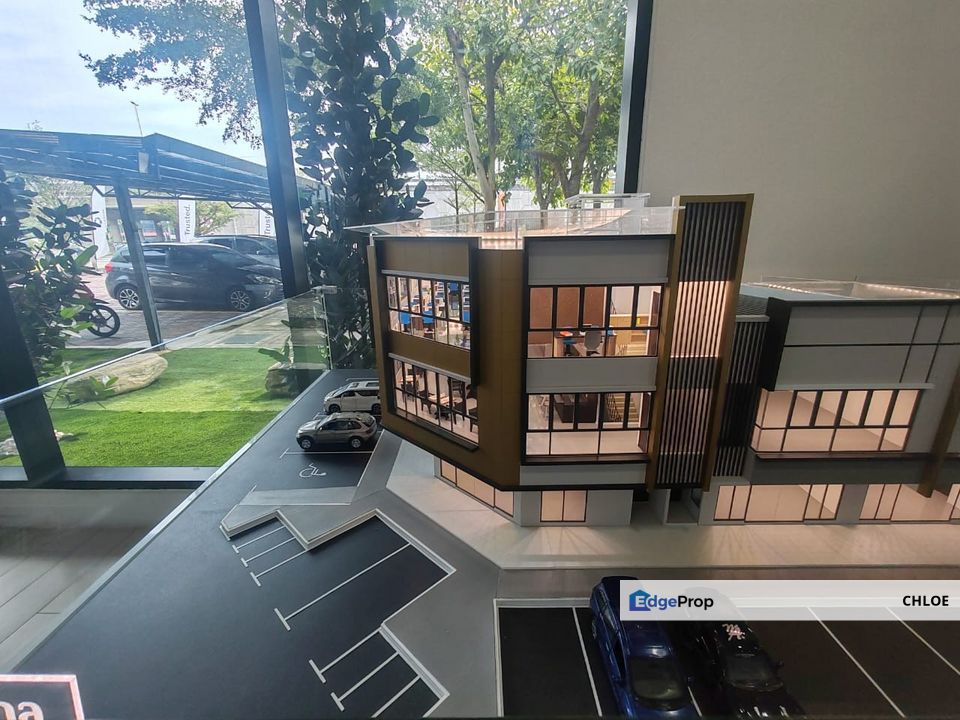 New Launching fronting main road shop lot , Selangor, Sepang