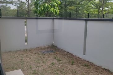 Freesia Residences @ Tropicana Aman