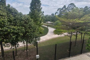 Freesia Residences @ Tropicana Aman