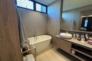 Dalia Residences @ Tropicana Aman