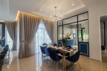 Persiaran Puncak Alam 1 