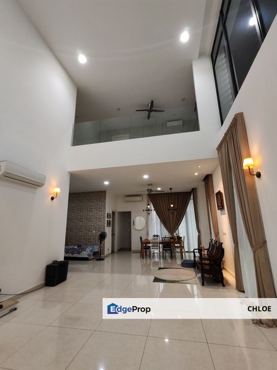 3sty Long Branch Bungalow NIcely Reno Good move in condition, Selangor, Kota Kemuning