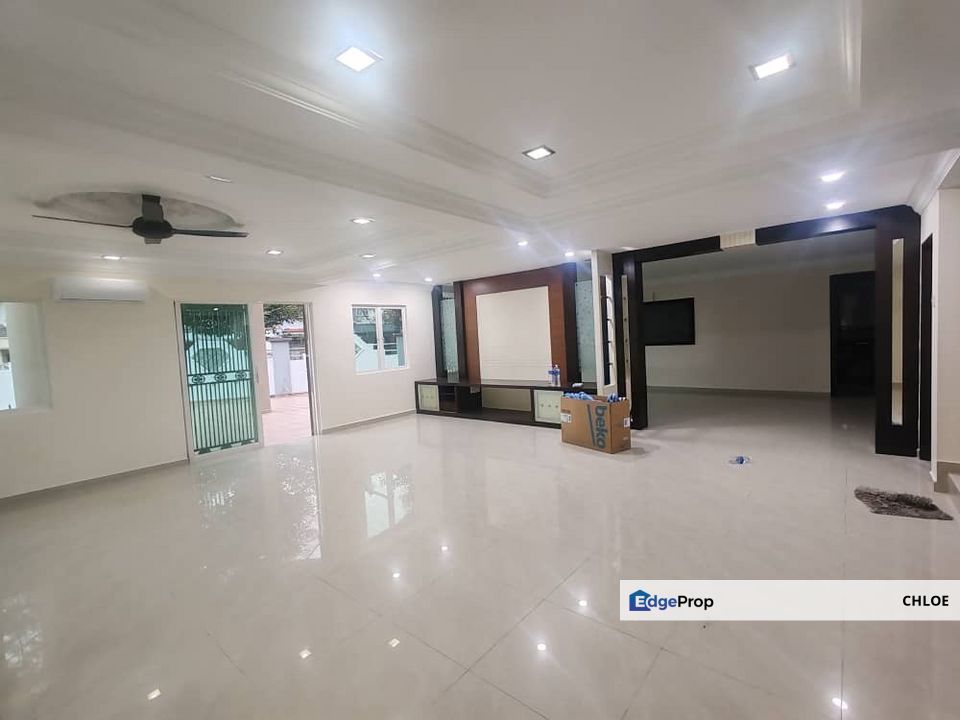 Anggerik aranda 2 sty bigger land area Kota Kemuning Renovated , Selangor, Kota Kemuning