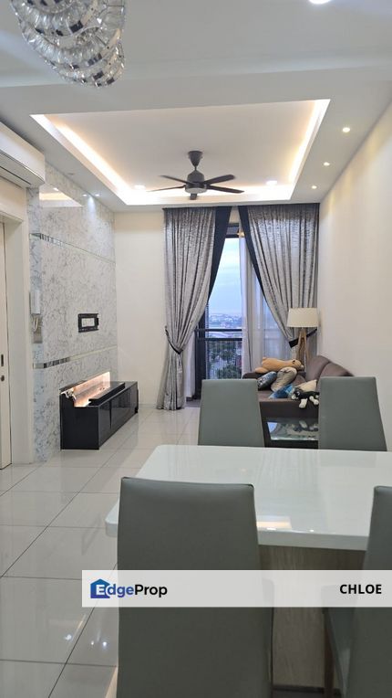 KUSuite 1room 676sf Partly Furnished Clean well kept, Selangor, Kota Kemuning