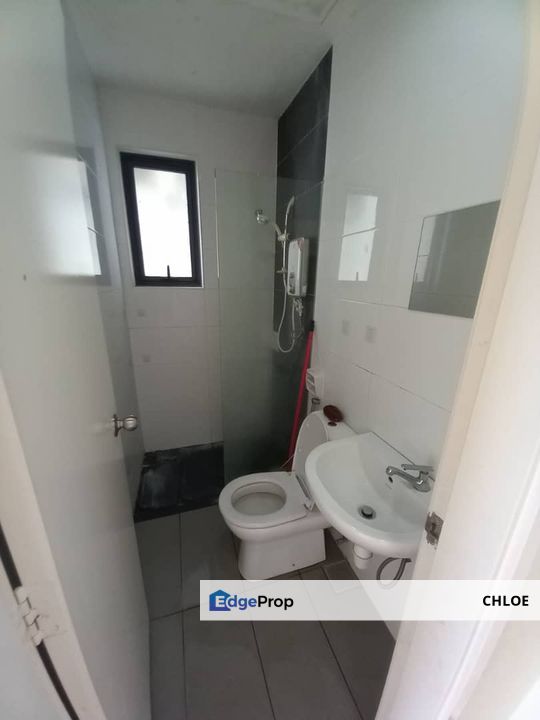 KUSuite 2room 816sf Partly Furnished Clean well kept, Selangor, Kota Kemuning