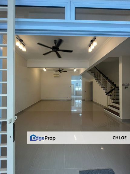 Gated guarded Freehold well kept basic  good neighbourhood, Selangor, Shah Alam