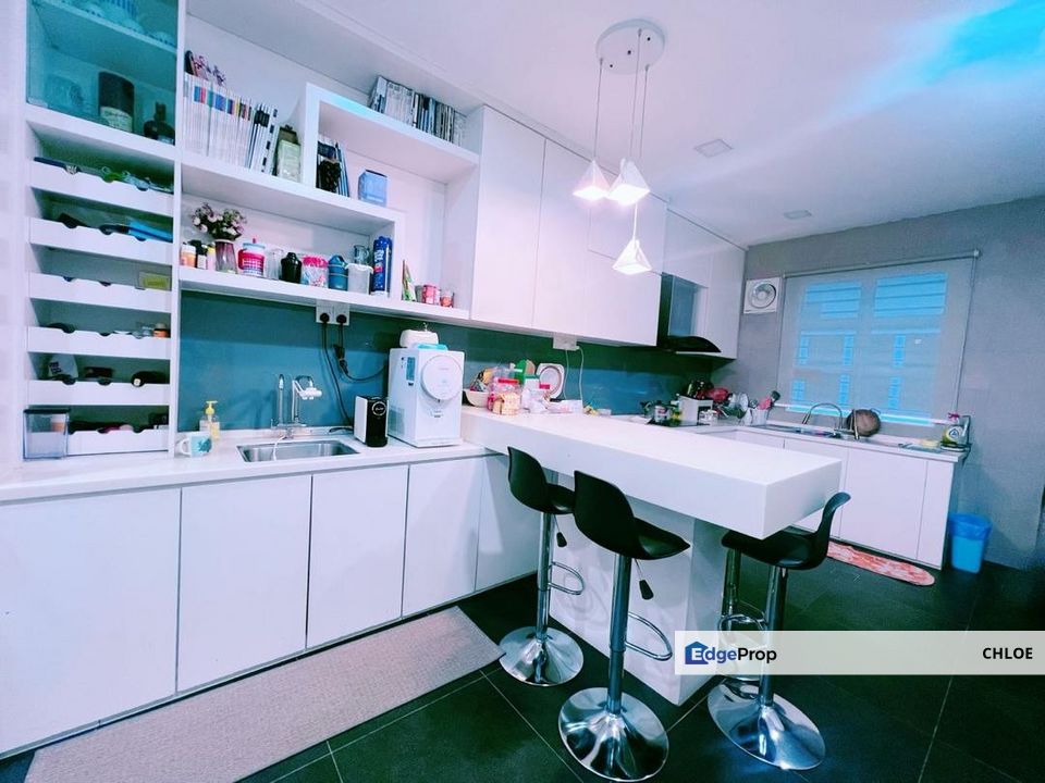 2sty Damai Residences Kemuning Utama Tip Top Condition Renovated, Selangor, Shah Alam