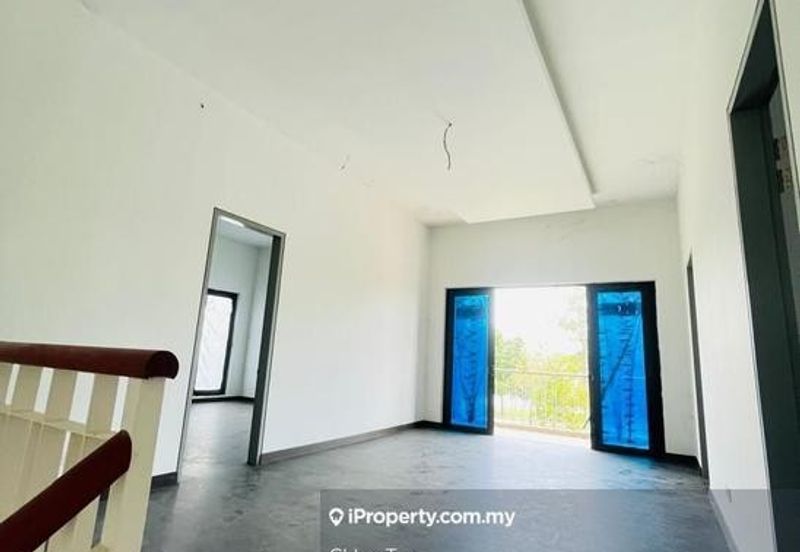 2 story corner house at Bandar Rimbayu