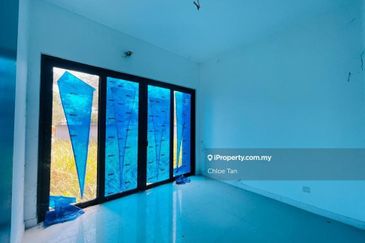 2 story corner house at Bandar Rimbayu