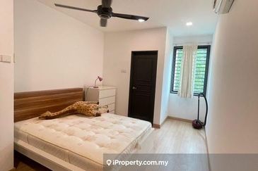 2sty link house Zircona Alam Impian tip top condition