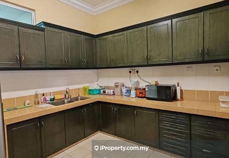 Canal Gardens, Kota Kemuning