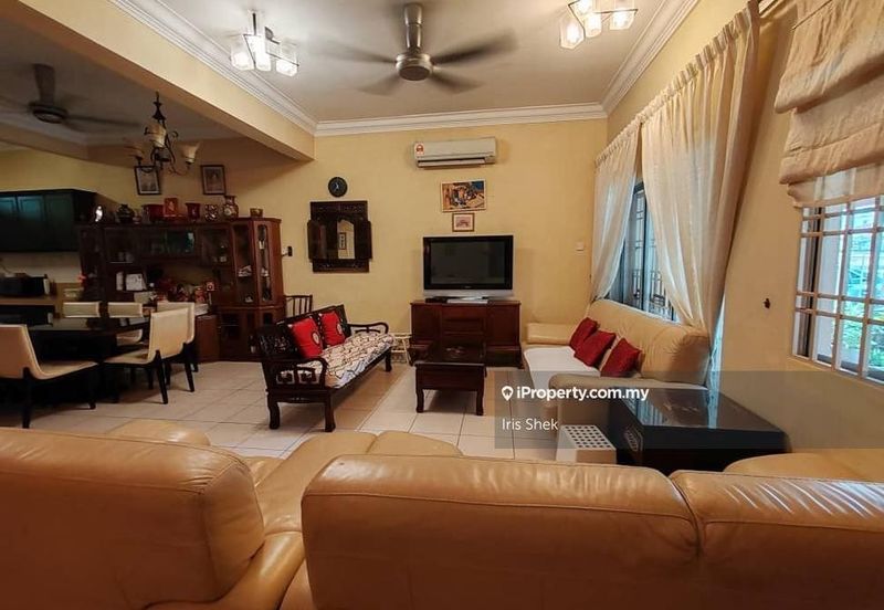 Canal Gardens, Kota Kemuning