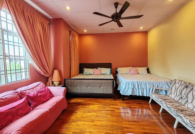 Canal Gardens, Kota Kemuning