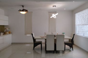 Canal Gardens, Kota Kemuning