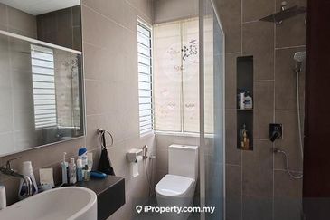 2 Storey Semi D @ Bukit Rimau for sale