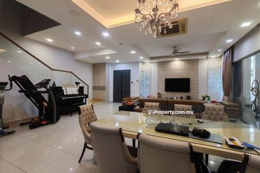 2 Storey Semi D @ Bukit Rimau for sale