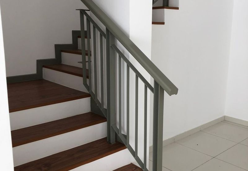 Good buy !3sty terrace Emerald @ Alam Impian for sale