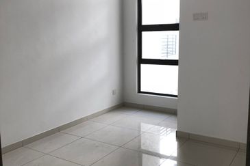 Good buy !3sty terrace Emerald @ Alam Impian for sale