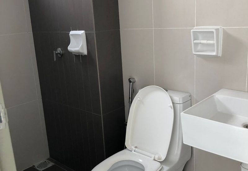 Good buy !3sty terrace Emerald @ Alam Impian for sale