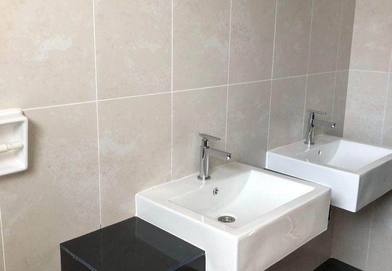 Good buy !3sty terrace Emerald @ Alam Impian for sale