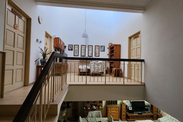 Canal Gardens, Kota Kemuning