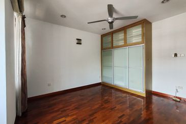 Canal Gardens, Kota Kemuning