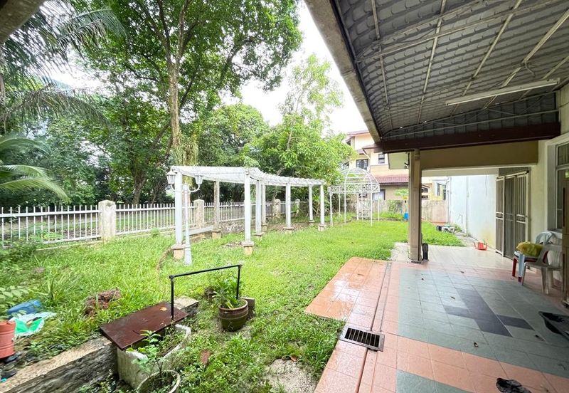 Canal Gardens, Kota Kemuning