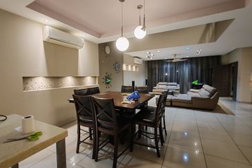 Canal Gardens, Kota Kemuning