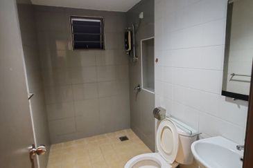 Canal Gardens, Kota Kemuning