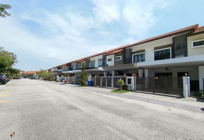 2 Storey Superlink at Pentas for sale