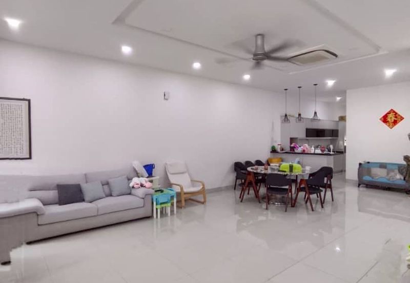 2 Storey Superlink Tari, Alam Impian for sale