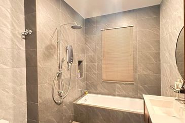 Pentas 6 @ Alam Impian