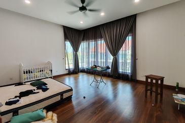 Lukisan @ Alam Impian