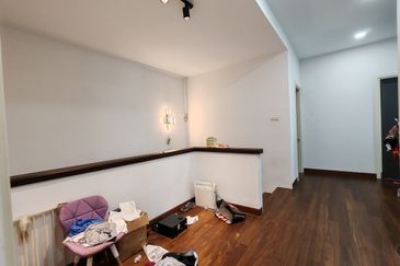 Lukisan @ Alam Impian