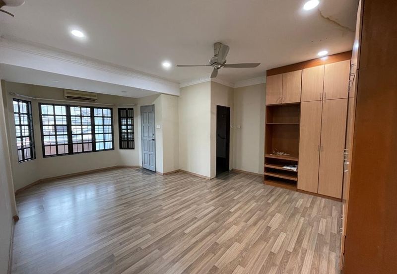 Sungai Burung, Bukit Rimau