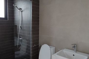 Freesia Residences @ Tropicana Aman