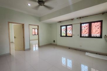 Jalan Anggerik Eria 31/104