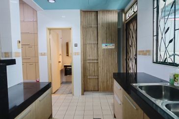 Jalan Anggerik Eria 31/104