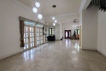 Jalan Anggerik Eria 31/104