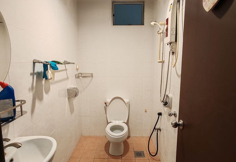 Canal Gardens, Kota Kemuning