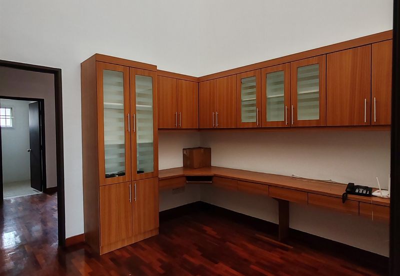 Canal Gardens, Kota Kemuning