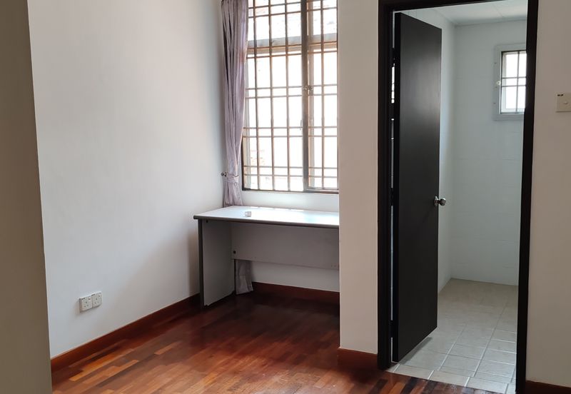 Canal Gardens, Kota Kemuning