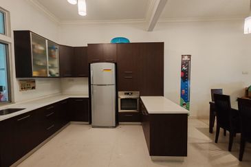 Canal Gardens, Kota Kemuning