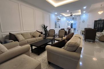 Pentas 2 @ Alam Impian