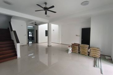 Pentas 2 @ Alam Impian