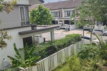 Arahsia Residences, Tropicana Aman